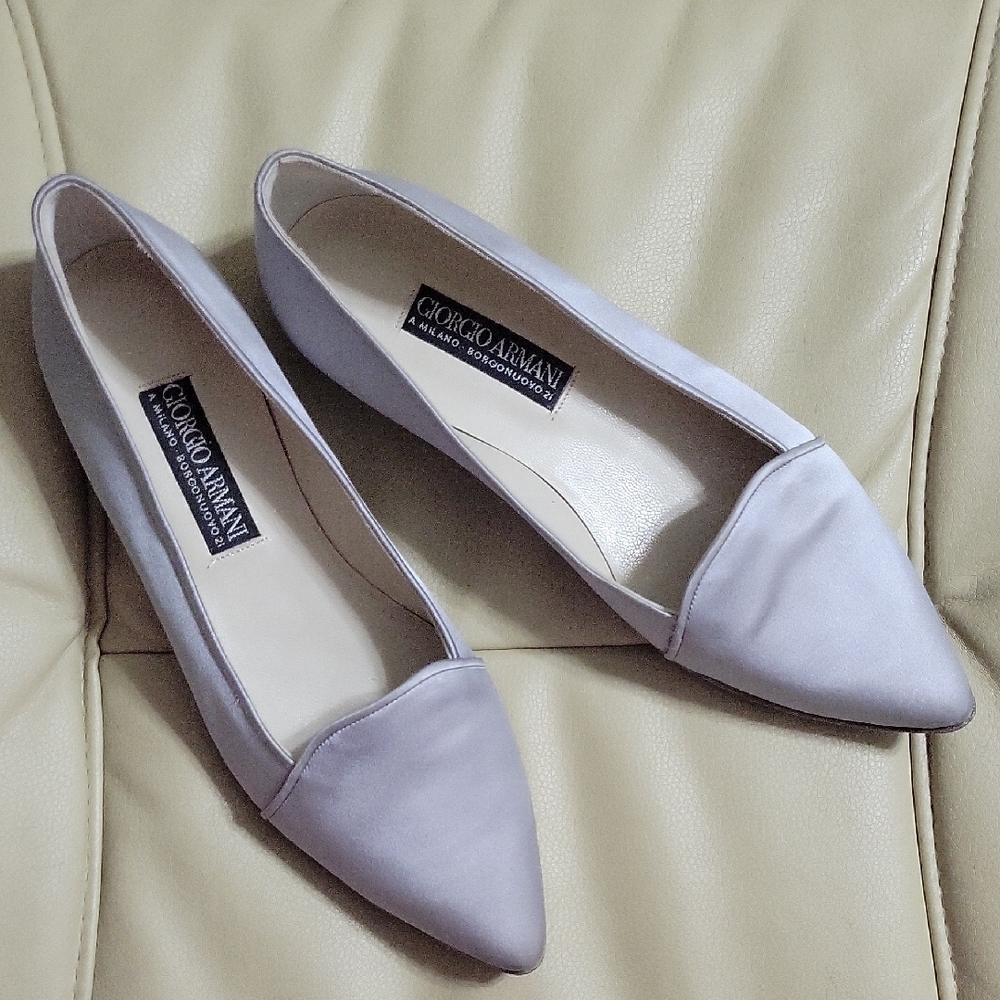 Giorgio Armani Silver Satin Pointed Toe Flats Vero Cuoio Made In Italy Size 36